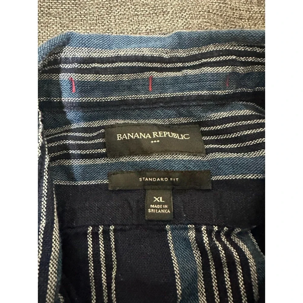 Banana Republic Standard Fit Men's XL Striped Short Sleeve‎ Shirt